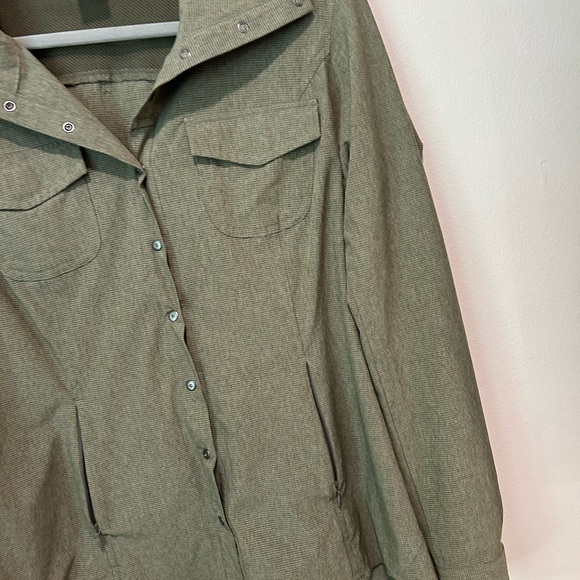 Duluth Trading Small Jacket - Picture 3 of 9